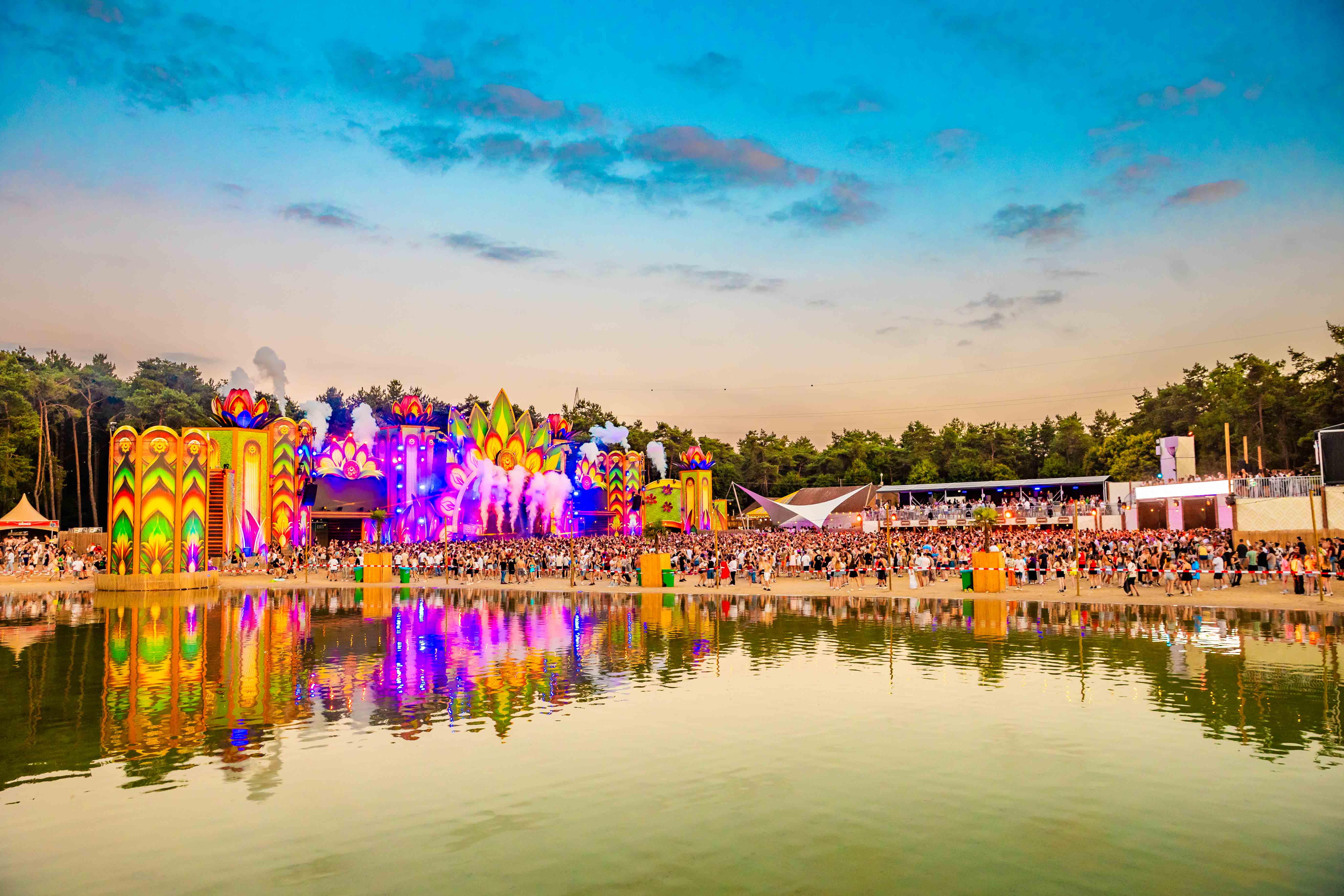 010 S R25 @momenttom Zaterdag Festival