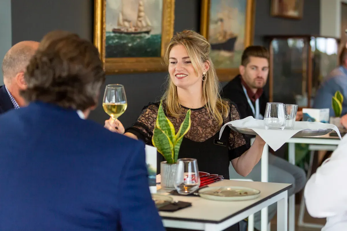 e-XPERIENCE DAY with VIKI Geunes - Gallery