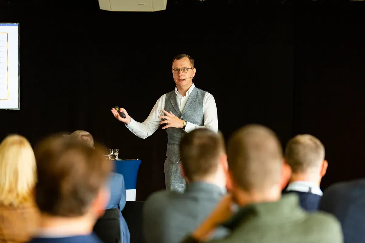 e-XPERIENCE DAY with VIKI Geunes - Gallery