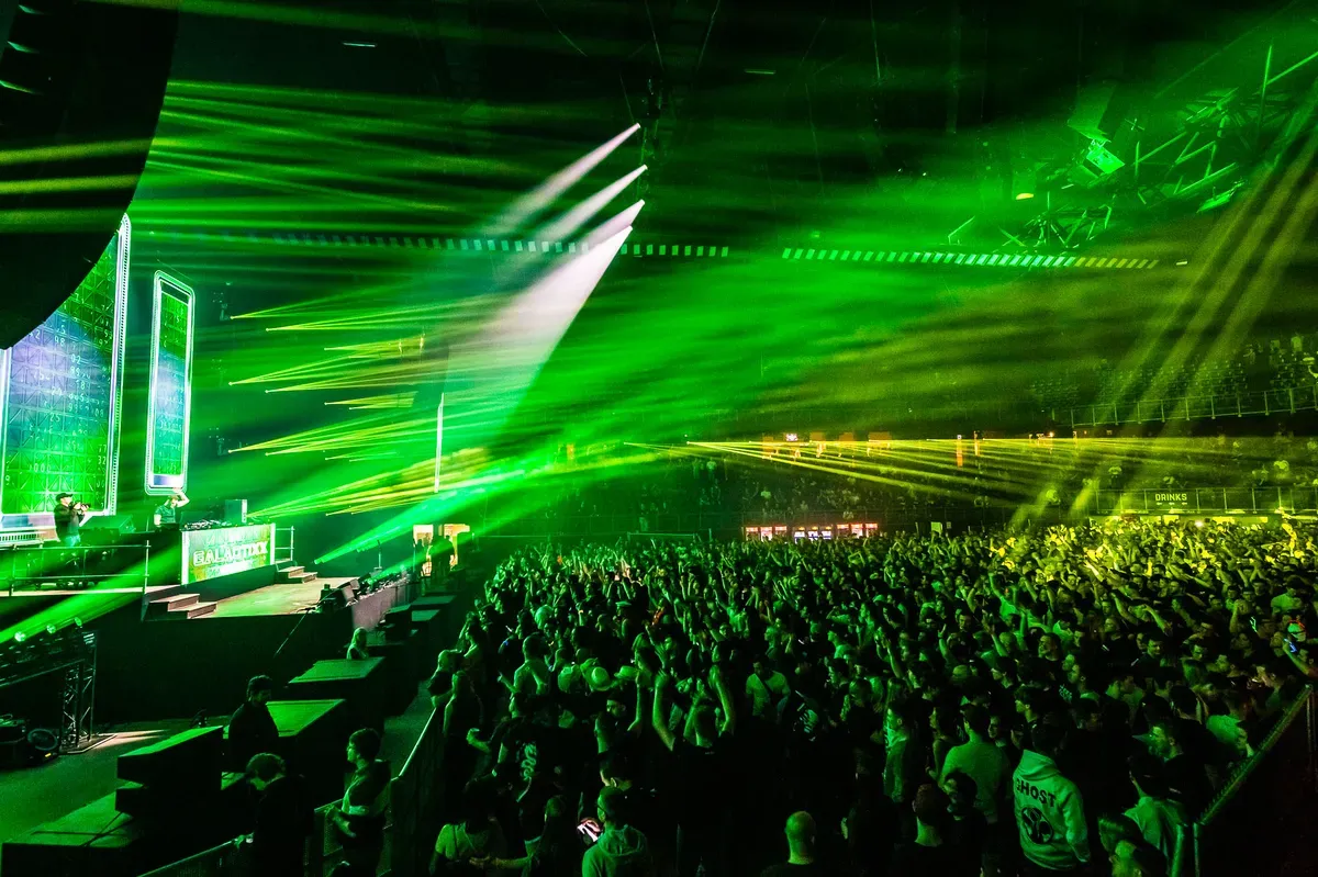 REVERZE TOTAL TAKE OVER 23 - Gallery