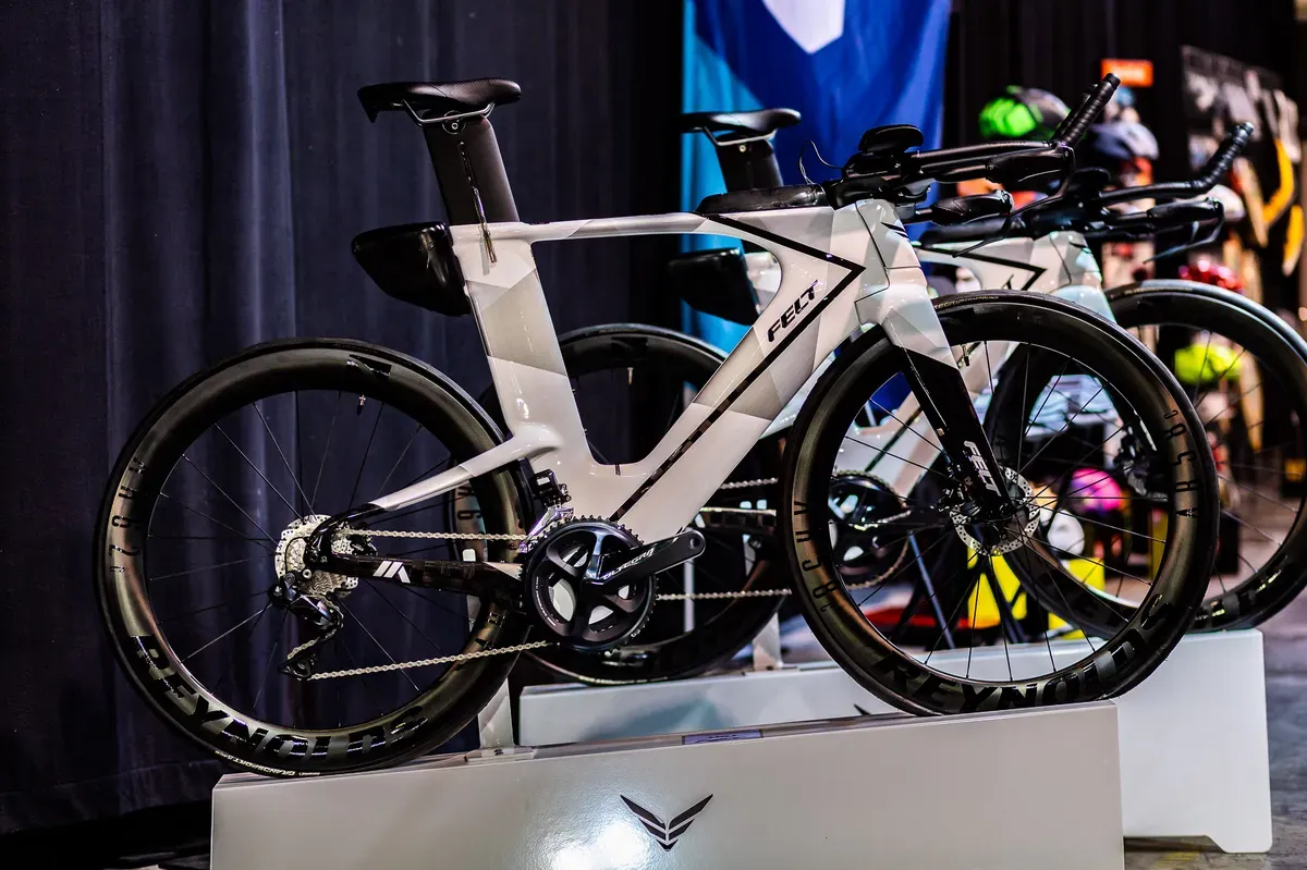 MEET THE EXPERTS by VDW BIKES - Gallery