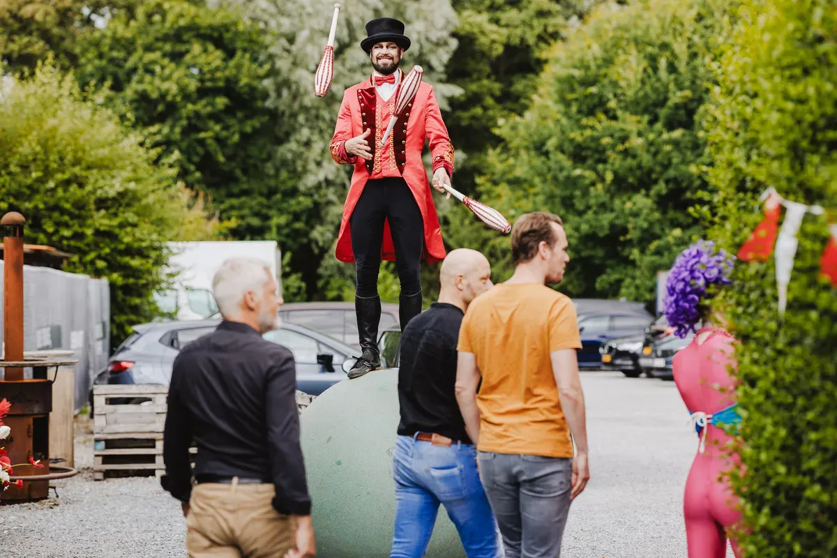 SUMMER CIRCUS - Gallery
