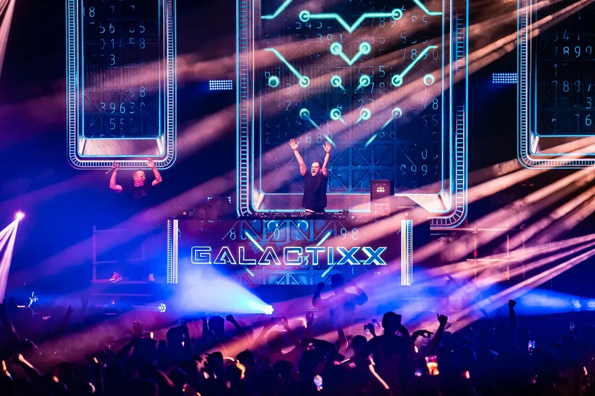 REVERZE TOTAL TAKE OVER 23 - Gallery