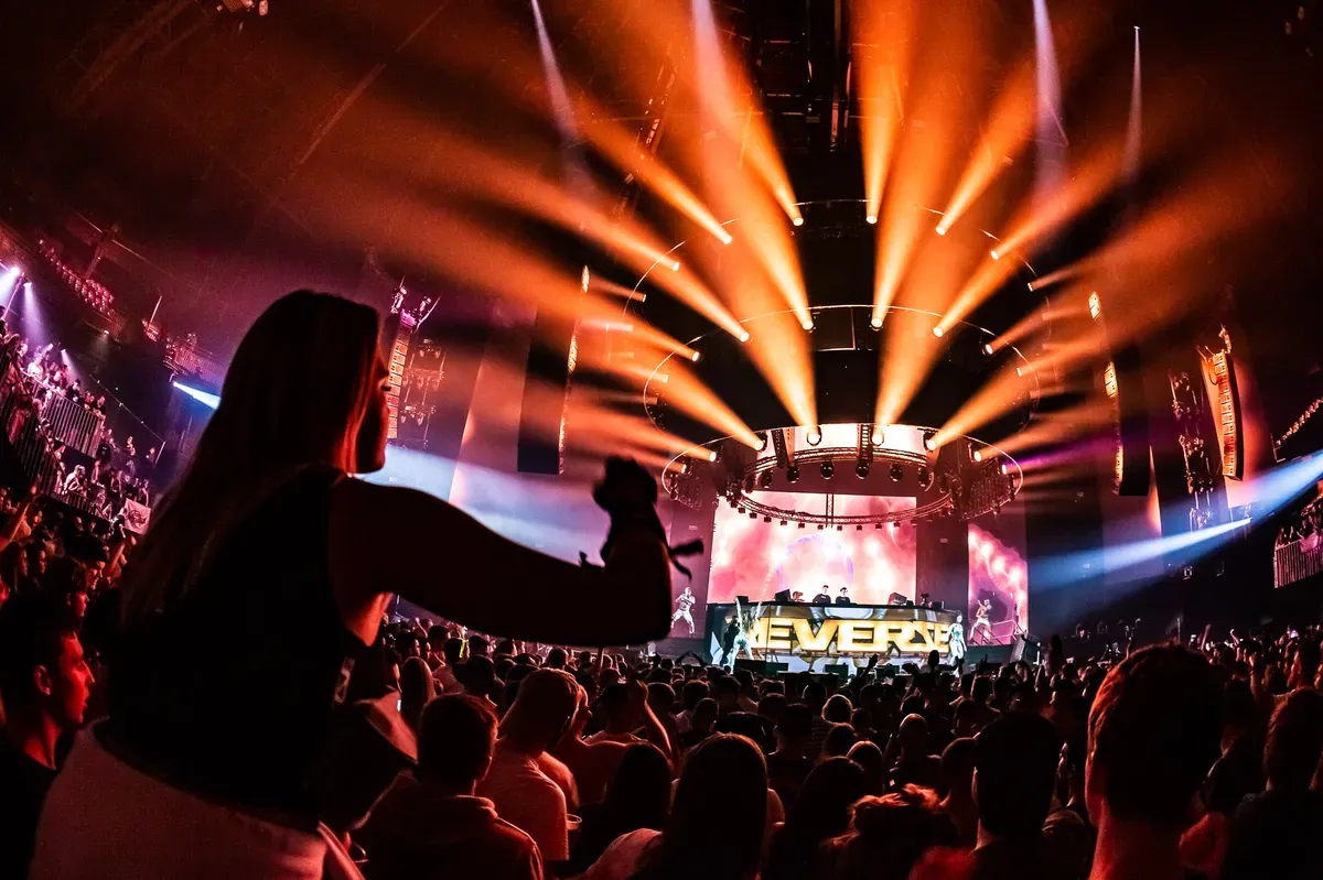 REVERZE TOTAL TAKE OVER 23 - Gallery
