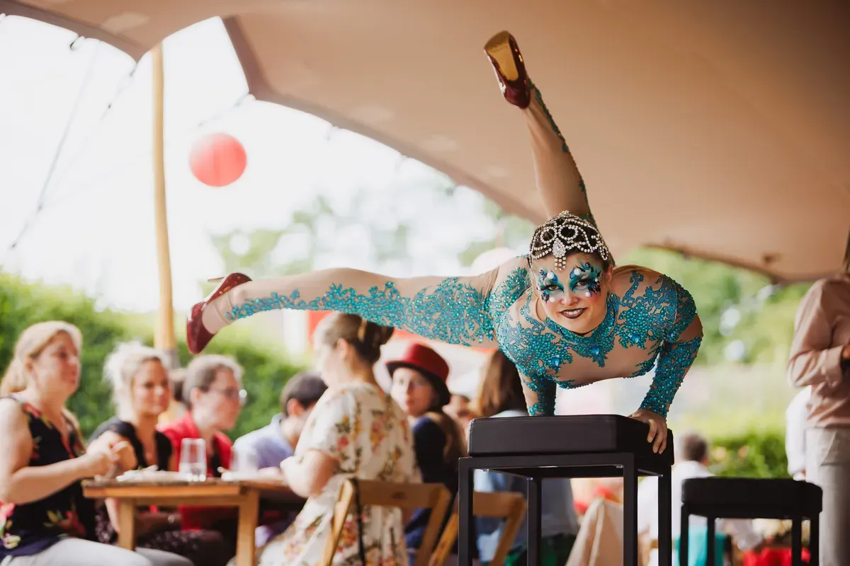 SUMMER CIRCUS - Gallery
