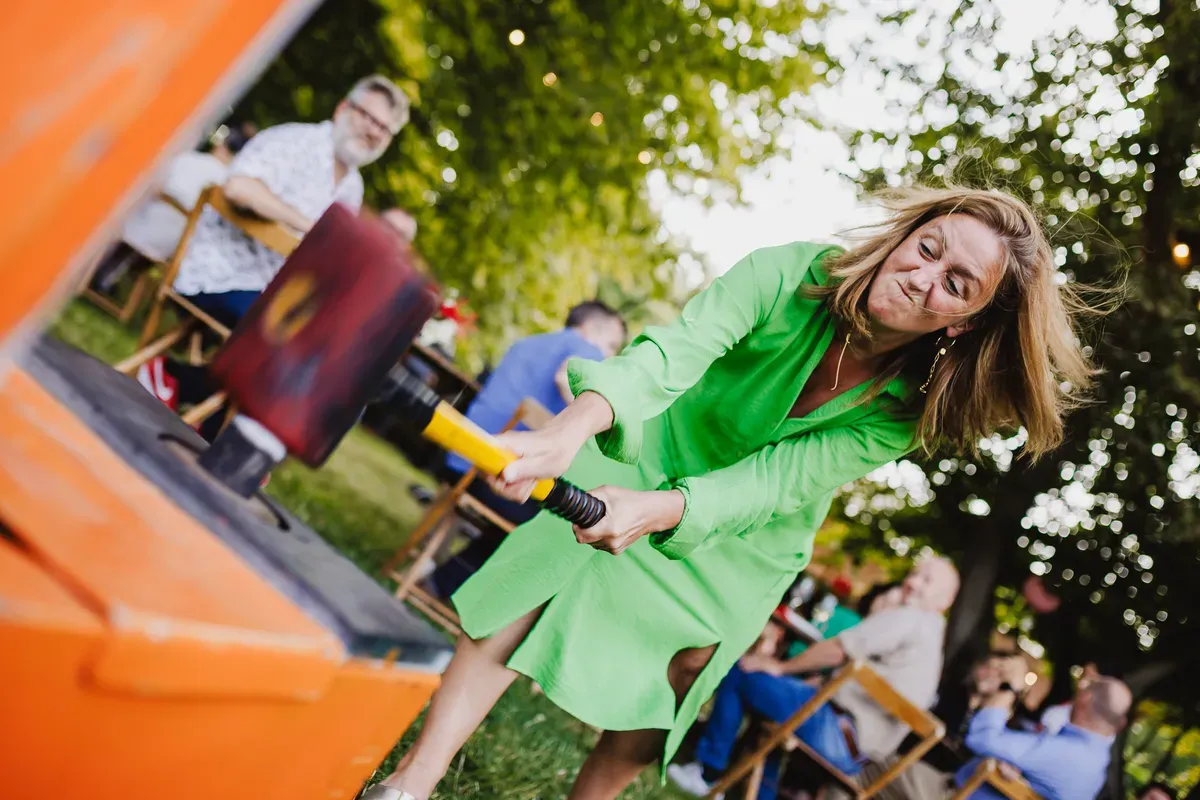 SUMMER CIRCUS - Gallery