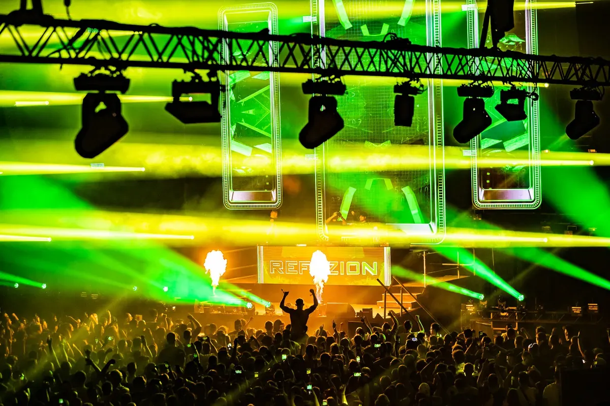 REVERZE TOTAL TAKE OVER 23 - Gallery